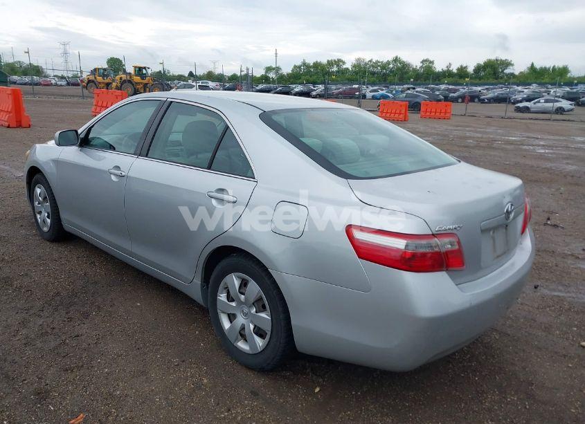 Photo 3 of 2007 Toyota Camry LE (VIN 4T1BE46K87U188131)