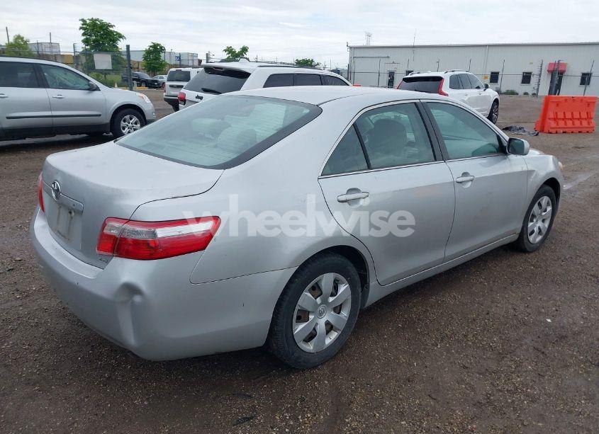 Photo 4 of 2007 Toyota Camry LE (VIN 4T1BE46K87U188131)