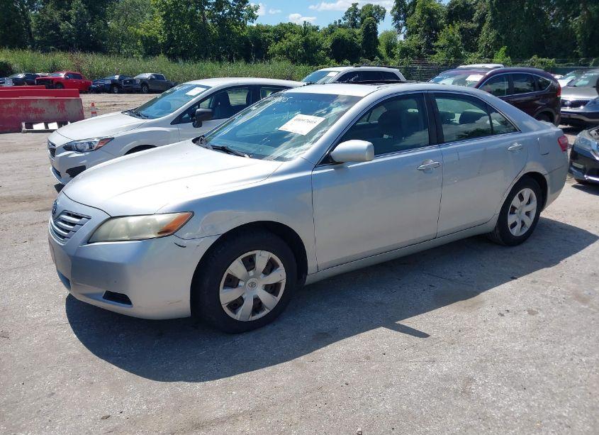 Photo 2 of 2007 Toyota Camry LE (VIN 4T1BE46K87U523386)