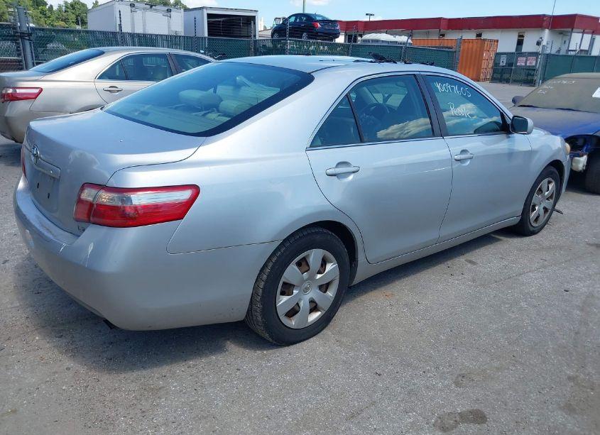 Photo 4 of 2007 Toyota Camry LE (VIN 4T1BE46K87U523386)