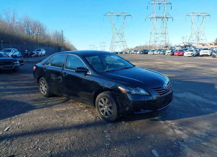 2007 Toyota Camry LE (VIN 4T1BE46K87U540852) main photo