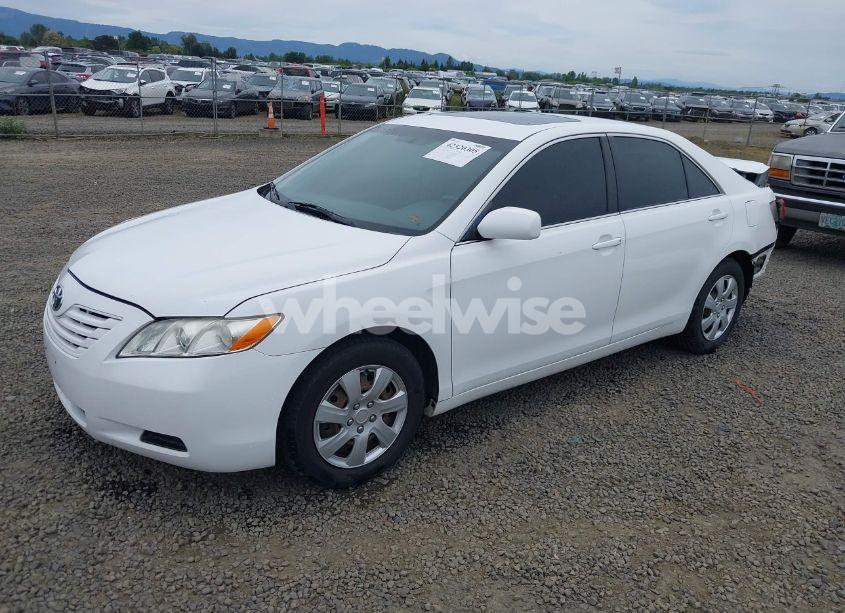 Photo 2 of 2007 Toyota Camry CE/LE/SE/XLE (VIN 4T1BE46K87U551155)