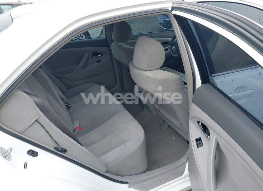 Photo 8 of 2007 Toyota Camry CE/LE/SE/XLE (VIN 4T1BE46K87U551155)