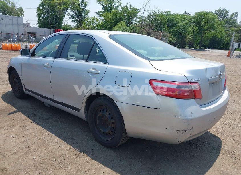 Photo 3 of 2007 Toyota Camry LE (VIN 4T1BE46K87U592658)