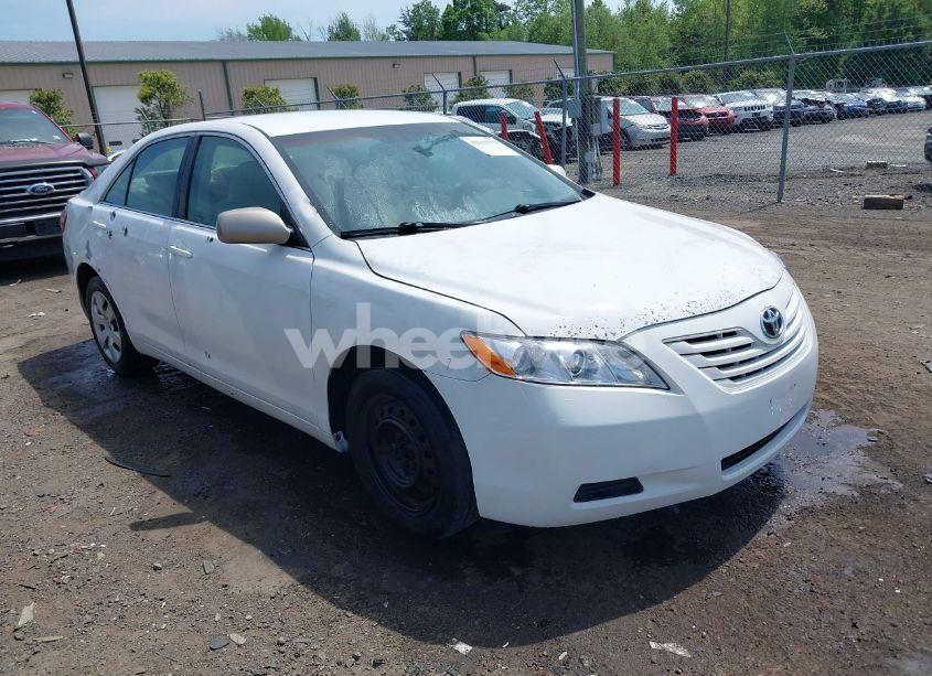 2007 Toyota Camry LE (VIN 4T1BE46K87U627117) main photo