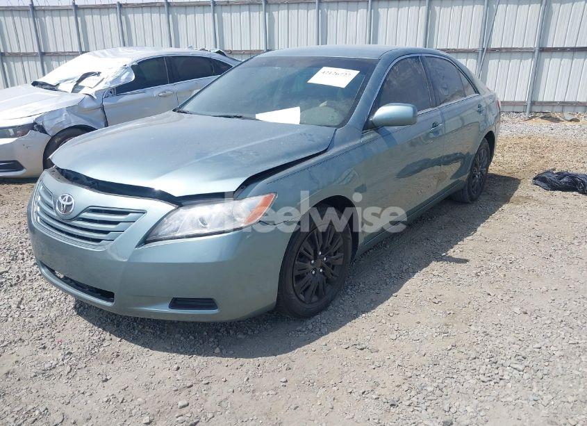 Photo 2 of 2007 Toyota Camry LE (VIN 4T1BE46K87U632401)