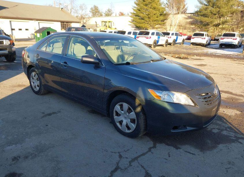 2007 Toyota Camry LE (VIN 4T1BE46K87U659050) main photo