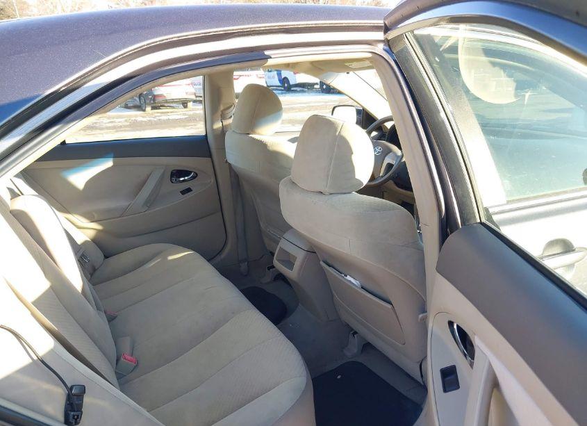 Photo 8 of 2007 Toyota Camry LE (VIN 4T1BE46K87U659050)