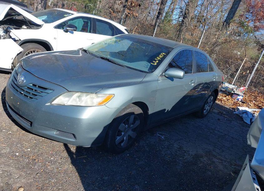 Photo 2 of 2007 Toyota Camry LE (VIN 4T1BE46K87U664409)