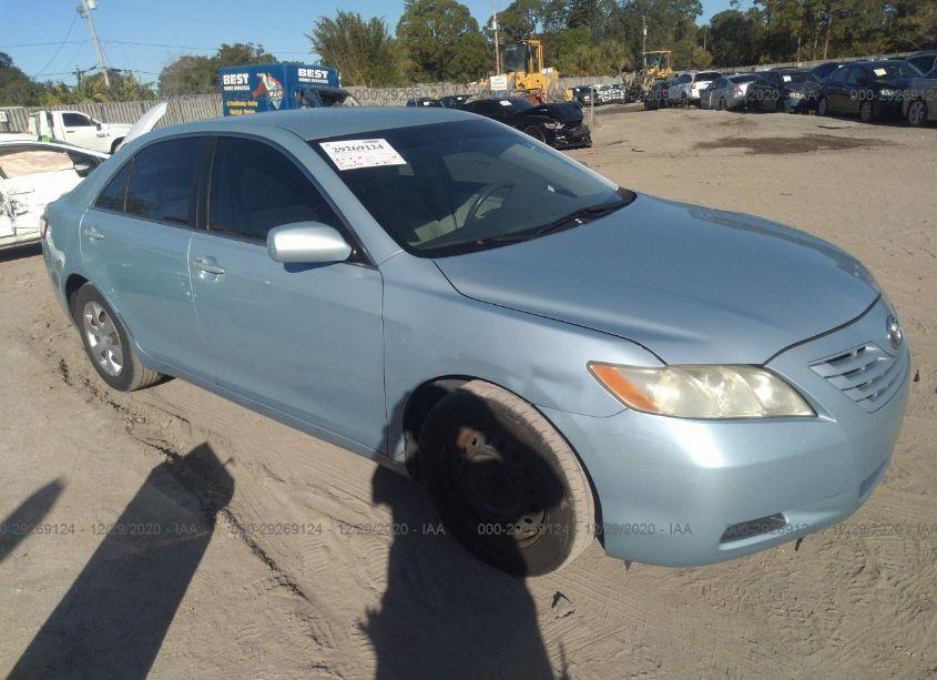 2007 Toyota Camry LE (VIN 4T1BE46K87U710093) main photo