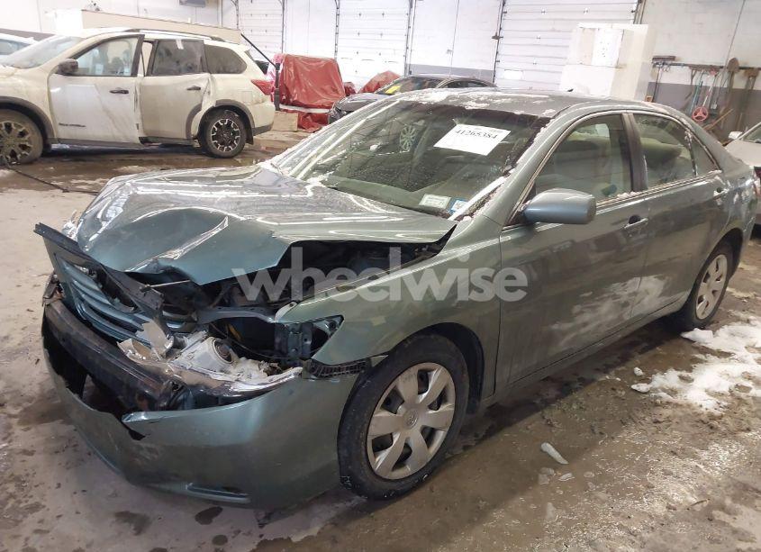 Photo 2 of 2007 Toyota Camry LE (VIN 4T1BE46K87U724415)