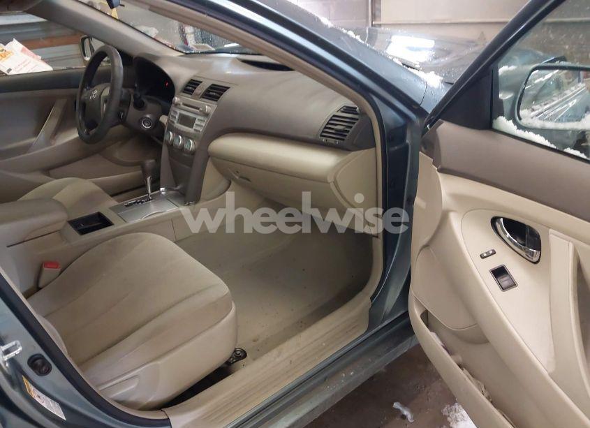 Photo 5 of 2007 Toyota Camry LE (VIN 4T1BE46K87U724415)