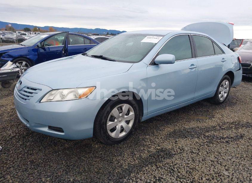 Photo 2 of 2007 Toyota Camry LE (VIN 4T1BE46K87U725290)