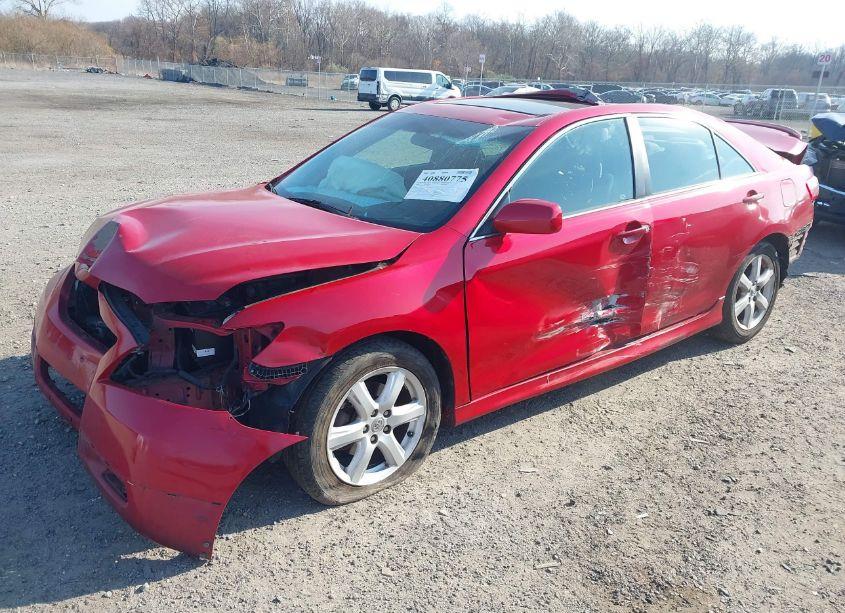 Photo 2 of 2008 Toyota Camry SE (VIN 4T1BE46K88U199826)