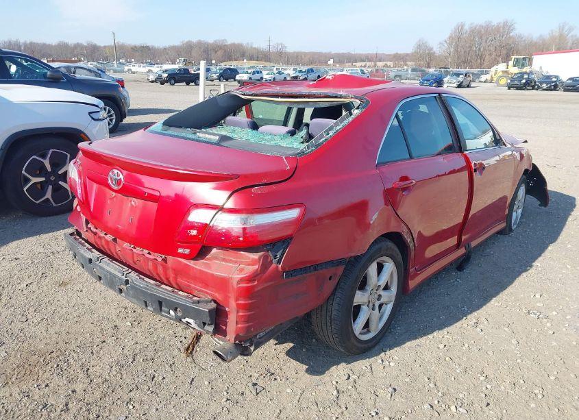 Photo 4 of 2008 Toyota Camry SE (VIN 4T1BE46K88U199826)