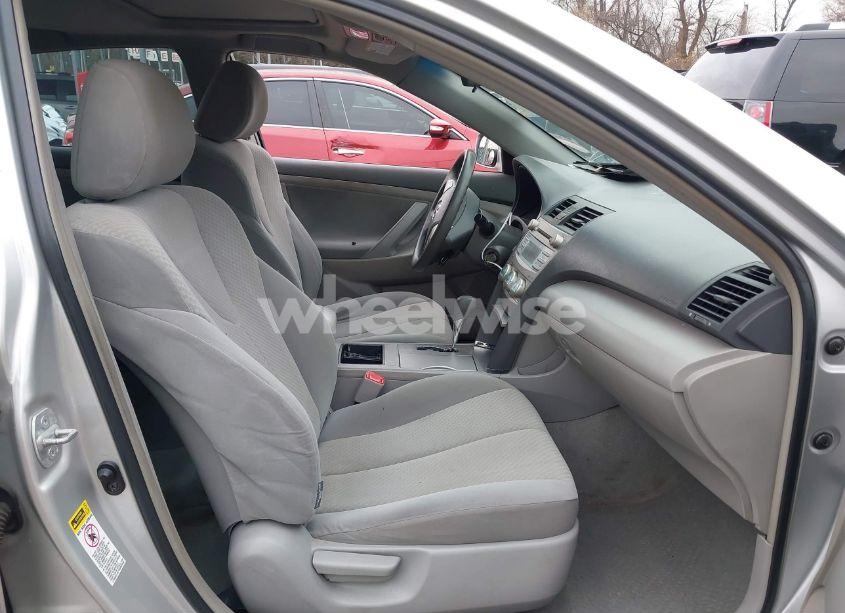 Photo 5 of 2008 Toyota Camry LE (VIN 4T1BE46K88U210629)