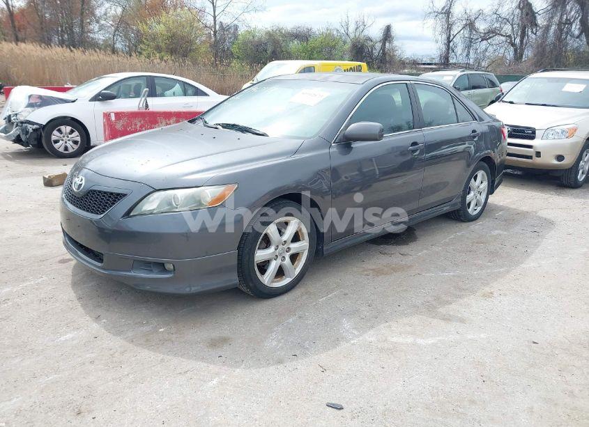 Photo 2 of 2008 Toyota Camry SE (VIN 4T1BE46K88U239130)