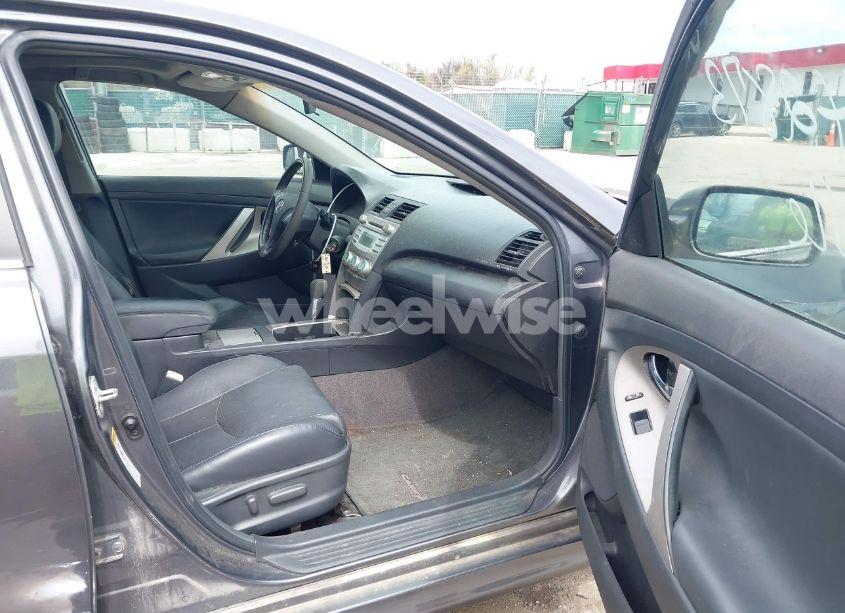 Photo 5 of 2008 Toyota Camry SE (VIN 4T1BE46K88U239130)