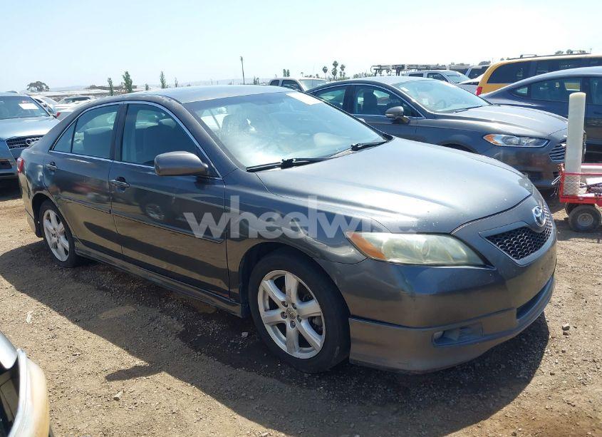 2008 Toyota Camry SE (VIN 4T1BE46K88U246272) main photo