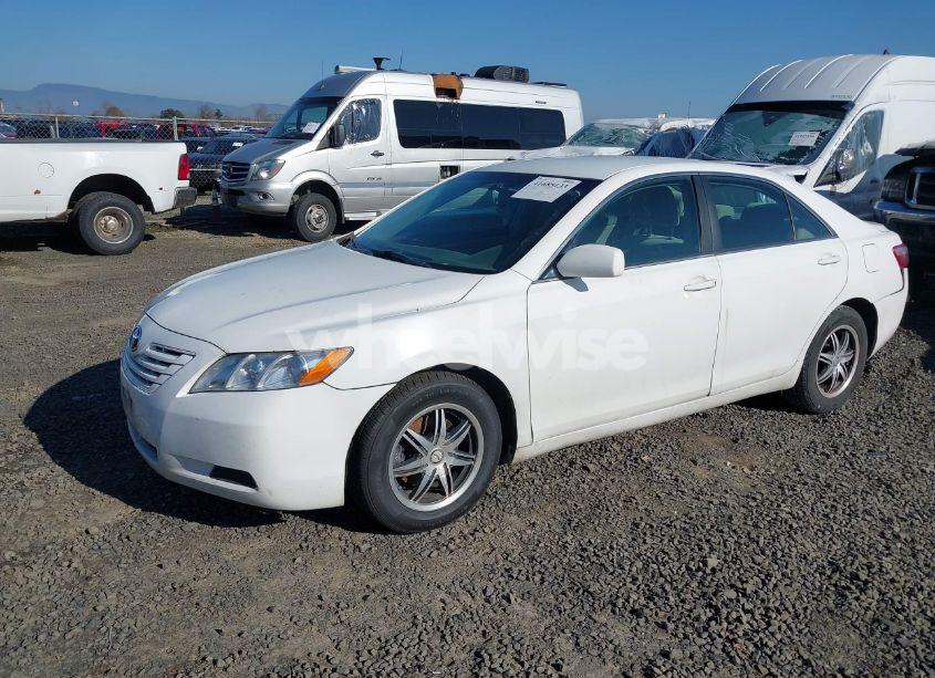 Photo 2 of 2008 Toyota Camry LE (VIN 4T1BE46K88U745959)