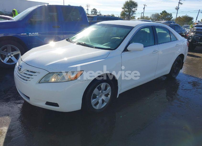 Photo 2 of 2008 Toyota Camry (VIN 4T1BE46K88U752605)