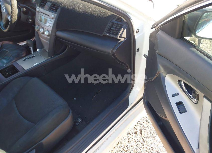 Photo 5 of 2008 Toyota Camry SE (VIN 4T1BE46K88U757061)