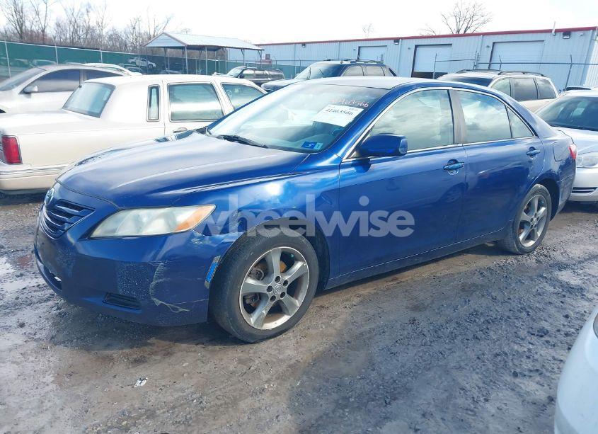 Photo 2 of 2009 Toyota Camry LE (VIN 4T1BE46K89U267642)