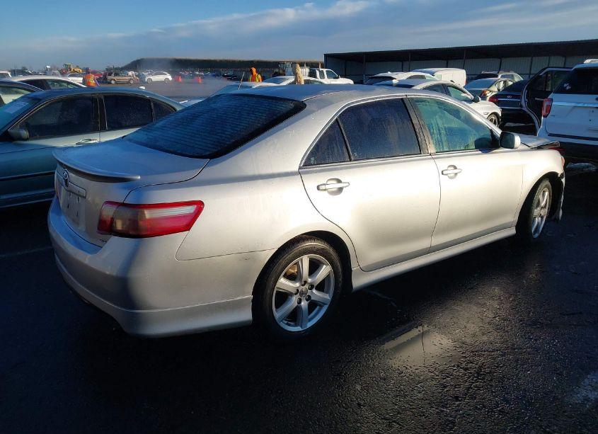 Photo 4 of 2009 Toyota Camry SE (VIN 4T1BE46K89U327323)