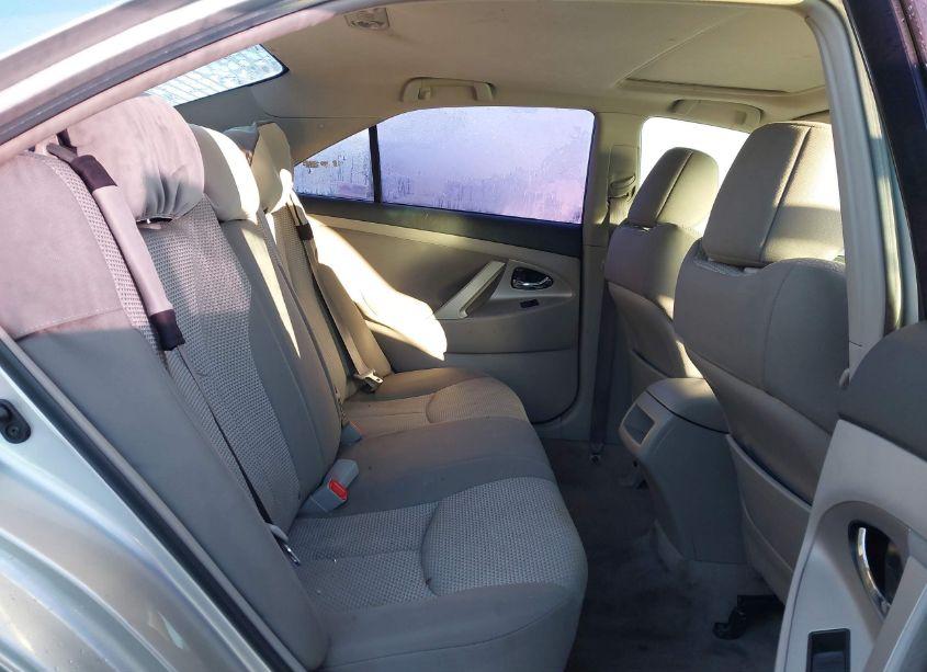 Photo 8 of 2009 Toyota Camry SE (VIN 4T1BE46K89U327323)