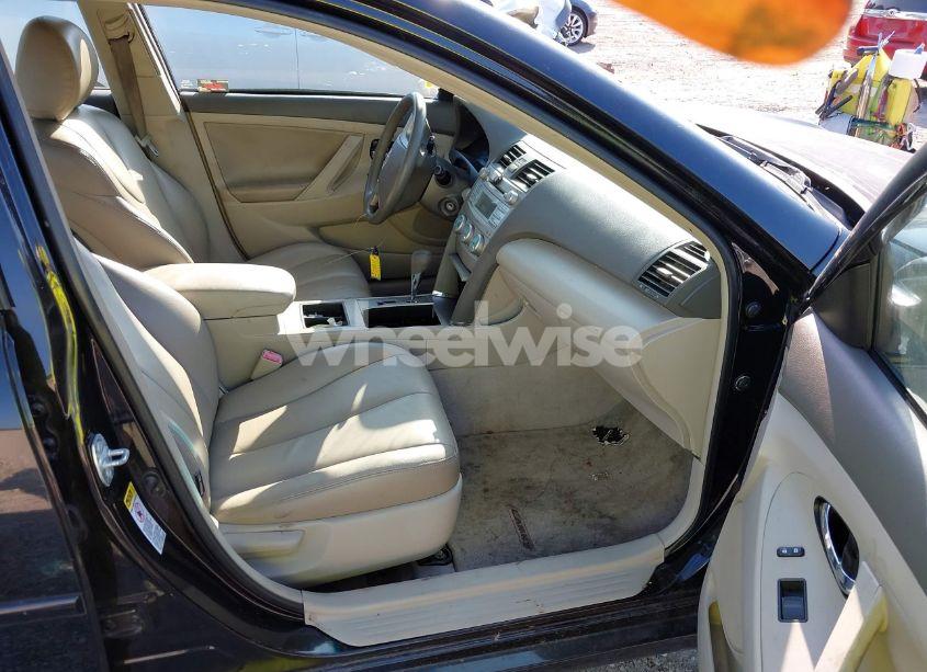 Photo 5 of 2009 Toyota Camry LE (VIN 4T1BE46K89U342467)