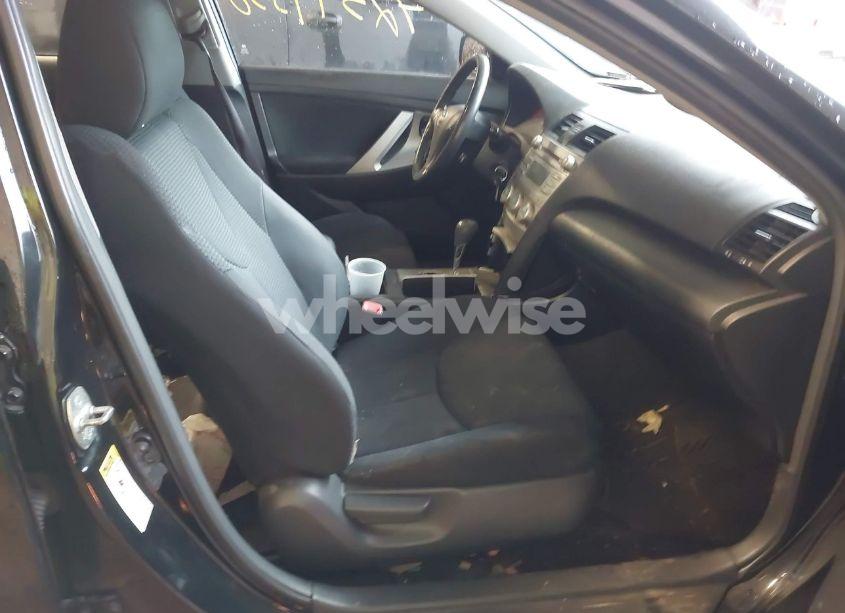 Photo 5 of 2009 Toyota Camry SE (VIN 4T1BE46K89U351427)