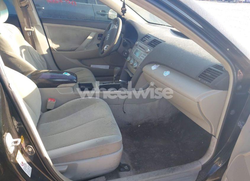 Photo 5 of 2009 Toyota Camry LE (VIN 4T1BE46K89U363318)