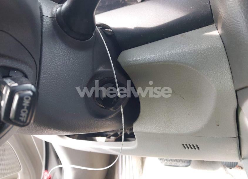 Photo 11 of 2009 Toyota Camry LE (VIN 4T1BE46K89U405907)