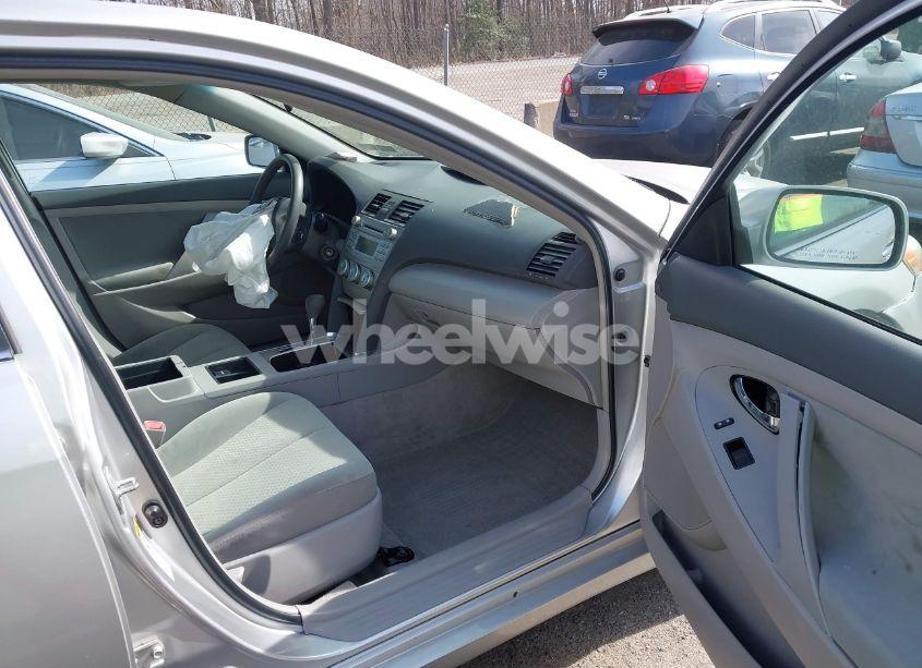 Photo 5 of 2009 Toyota Camry LE (VIN 4T1BE46K89U406734)