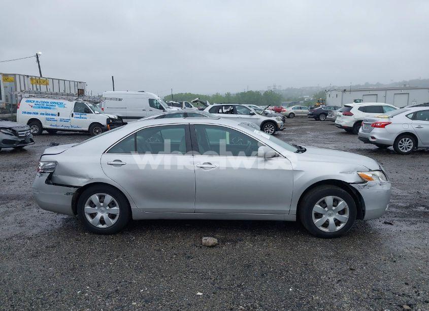 Photo 13 of 2009 Toyota Camry LE (VIN 4T1BE46K89U414722)