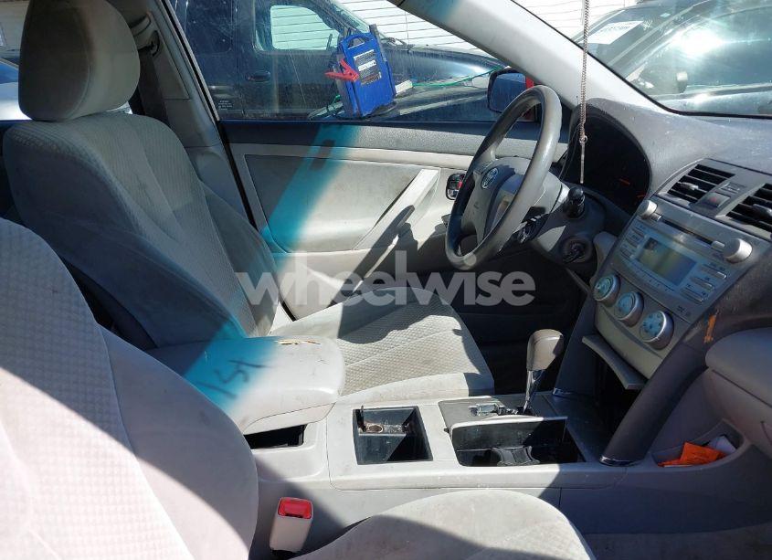 Photo 5 of 2009 Toyota Camry LE (VIN 4T1BE46K89U415112)