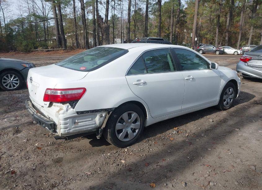 Photo 4 of 2009 Toyota Camry LE (VIN 4T1BE46K89U827319)