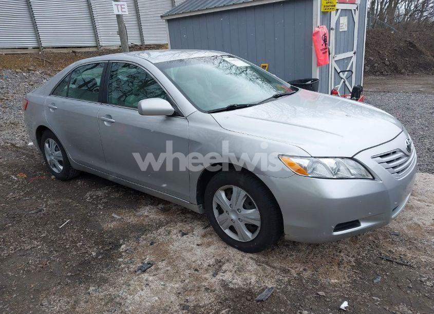 2009 Toyota Camry LE (VIN 4T1BE46K89U844136) main photo
