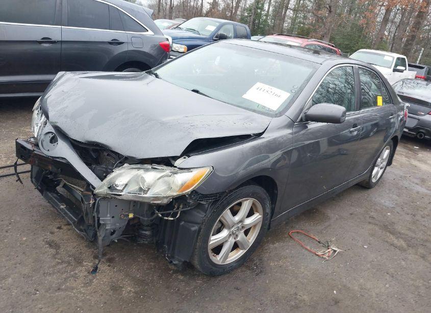 Photo 2 of 2009 Toyota Camry SE (VIN 4T1BE46K89U870557)