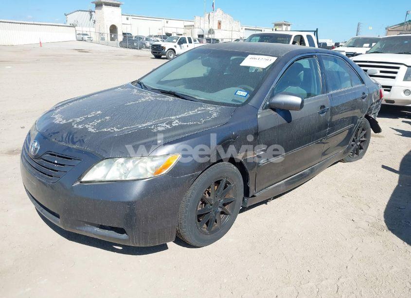 Photo 2 of 2009 Toyota Camry LE (VIN 4T1BE46K89U879145)