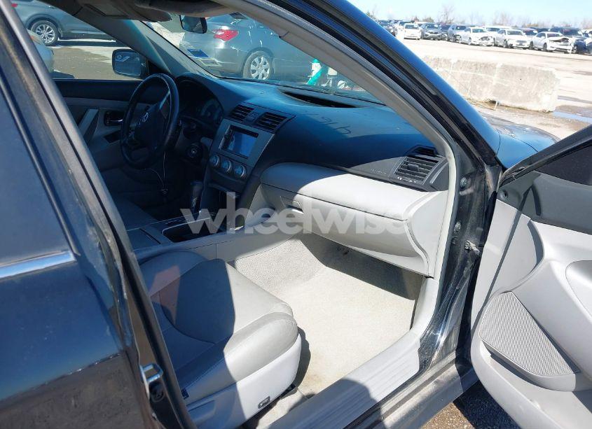 Photo 5 of 2009 Toyota Camry SE (VIN 4T1BE46K89U889612)