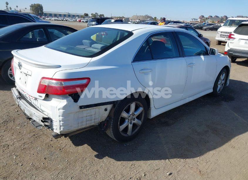 Photo 4 of 2009 Toyota Camry SE (VIN 4T1BE46K89U896060)