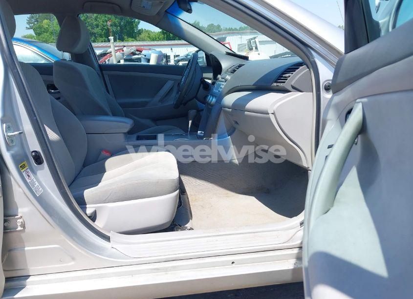 Photo 5 of 2009 Toyota Camry LE (VIN 4T1BE46K89U897497)