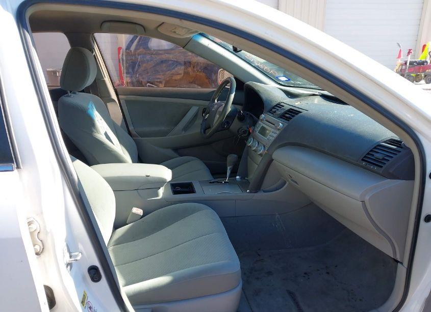 Photo 5 of 2009 Toyota Camry LE (VIN 4T1BE46K89U908675)