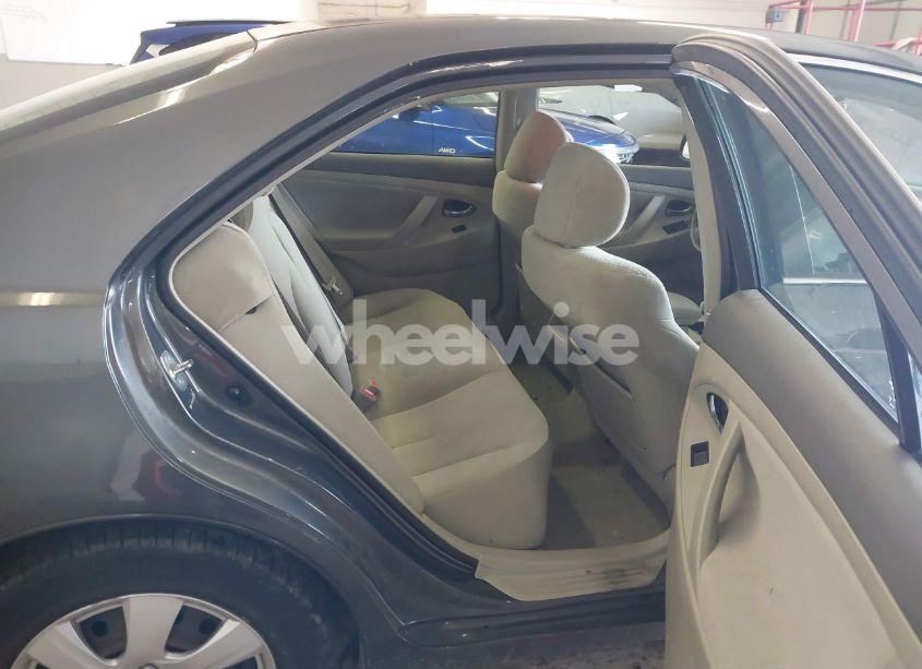 Photo 8 of 2007 Toyota Camry LE (VIN 4T1BE46K97U013189)