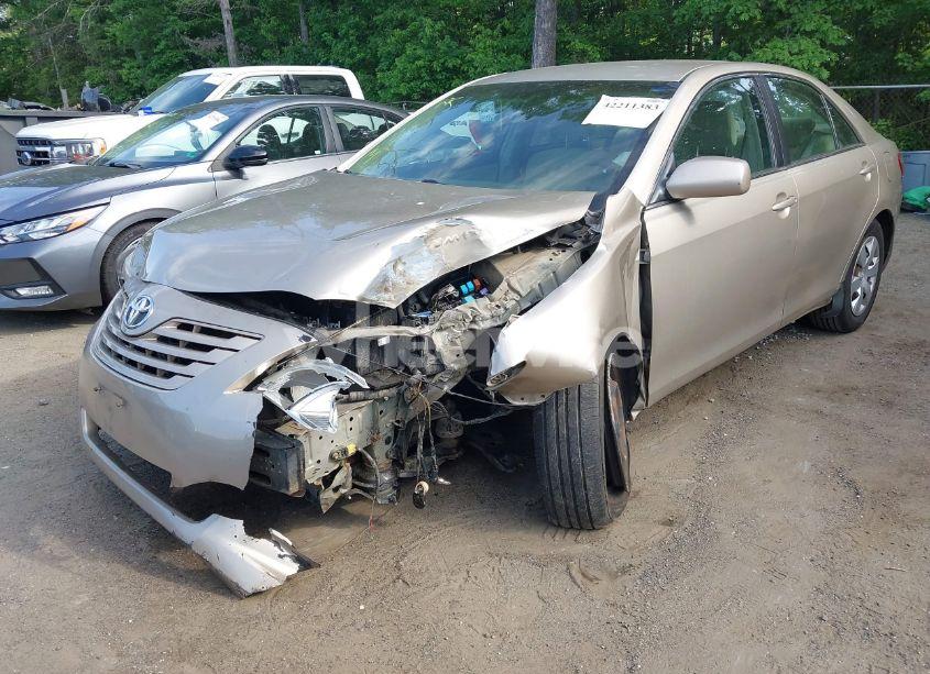 Photo 2 of 2007 Toyota Camry LE (VIN 4T1BE46K97U073490)