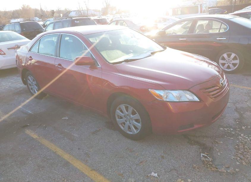 2007 Toyota Camry LE (VIN 4T1BE46K97U098924) main photo