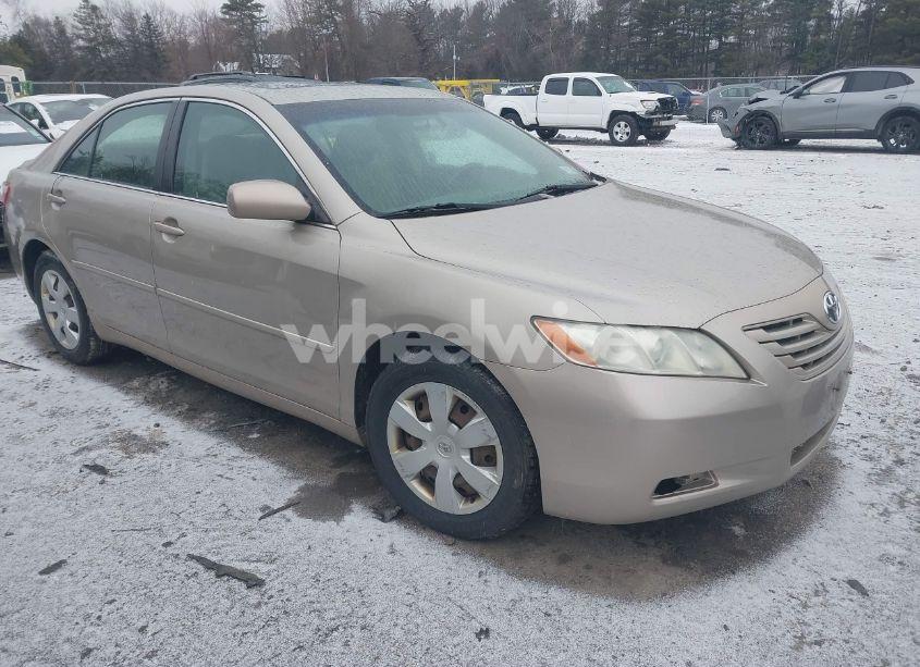 2007 Toyota Camry LE (VIN 4T1BE46K97U114197) main photo