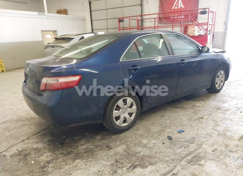 Photo 4 of 2007 Toyota Camry LE (VIN 4T1BE46K97U116175)