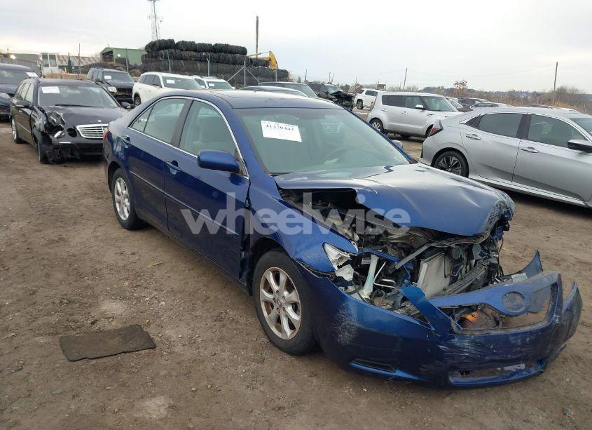 2007 Toyota Camry LE (VIN 4T1BE46K97U157776) main photo